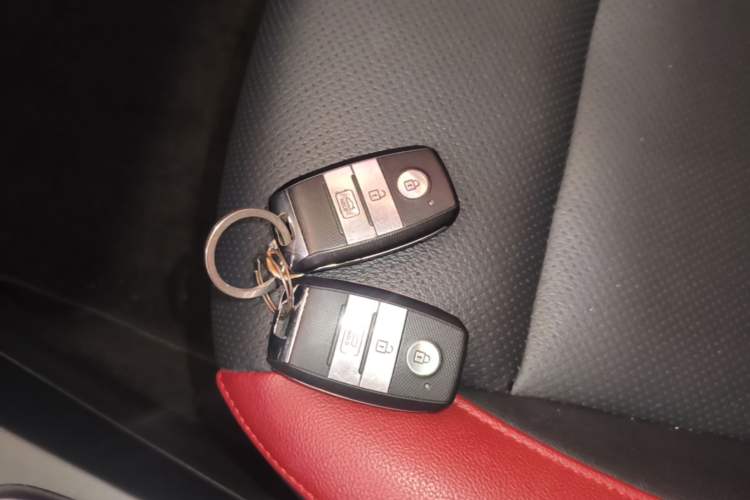 Used Kia KX Cross 2017 1.4L AT GLS Vehicle Key