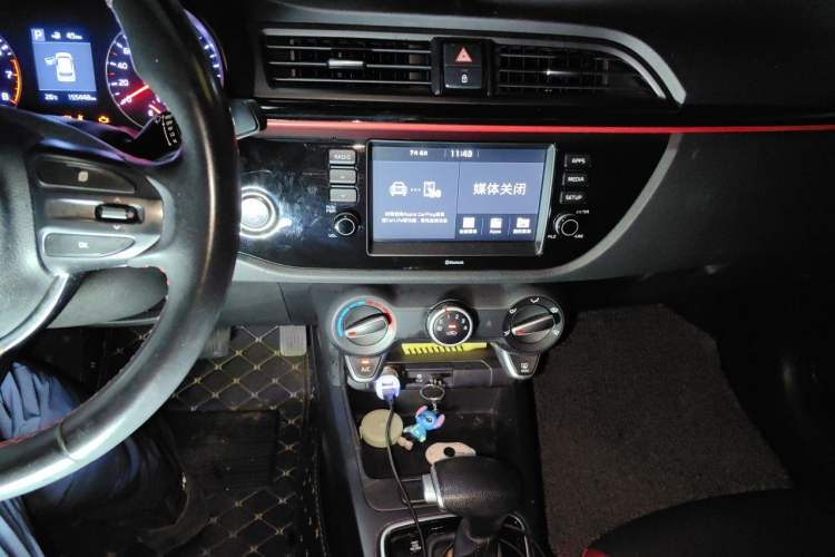 Used Kia KX Cross 2018 1.6L Automatic Dynamic Sunroof Version Audio And AC Panel