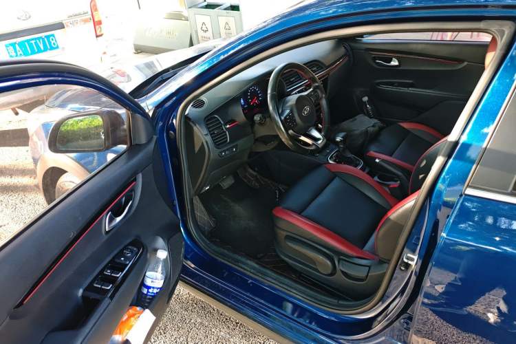 Used Kia KX Cross 2018 1.6L Automatic Dynamic Sunroof Version Driver Seat