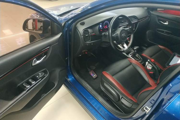 Used Kia KX Cross 2018 1.6L Automatic Dynamic Sunroof Version Driver Seat