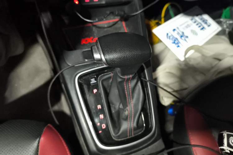Used Kia KX Cross 2018 1.6L Automatic Dynamic Sunroof Version Gear Lever