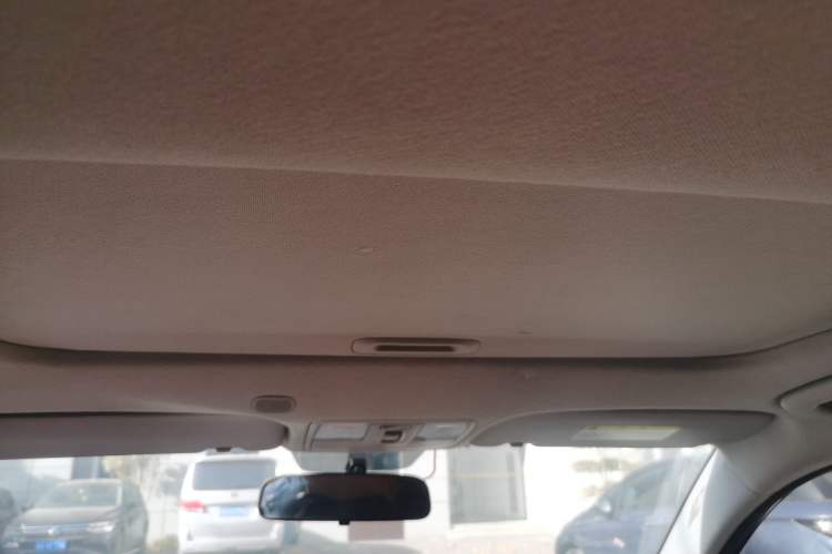 Used Kia KX Cross 2018 1.6L Automatic Dynamic Sunroof Version Headliner