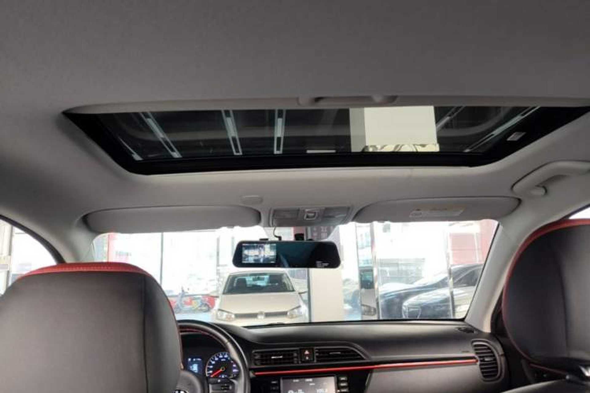 Used Kia KX Cross 2018 1.6L Automatic Dynamic Sunroof Version Headliner