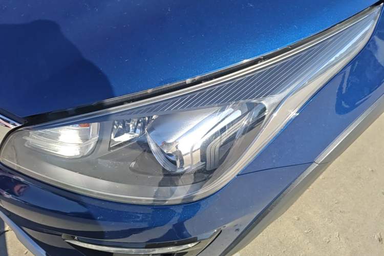 Used Kia KX Cross 2018 1.6L Automatic Dynamic Sunroof Version Left Front Headlight