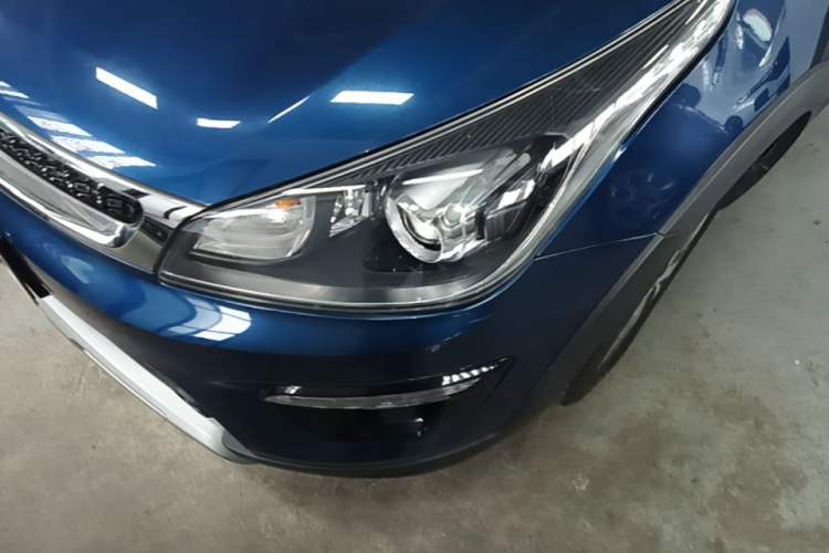 Used Kia KX Cross 2018 1.6L Automatic Dynamic Sunroof Version Left Front Headlight