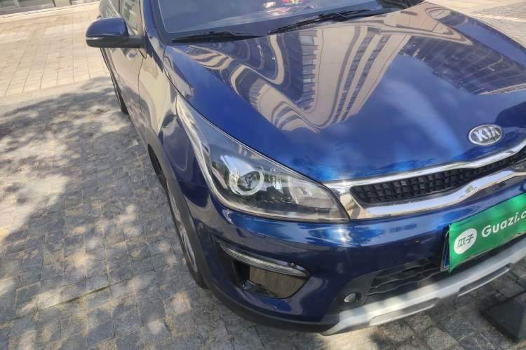 Used Kia KX Cross 2018 1.6L Automatic Dynamic Sunroof Version Right Front Headlight
