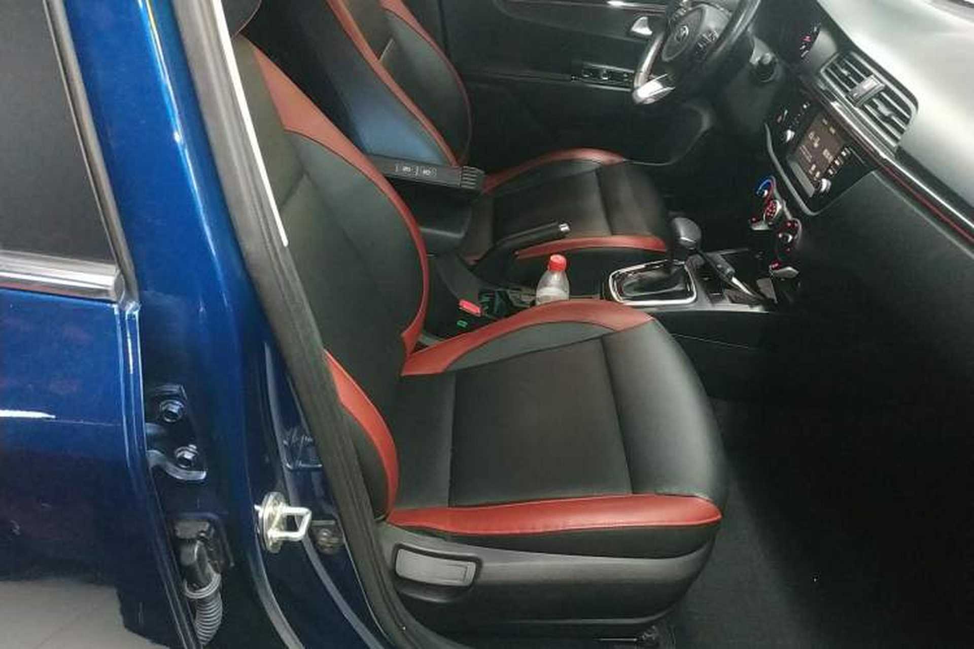 Used Kia KX Cross 2018 1.6L Automatic Dynamic Sunroof Version Right Front Seat