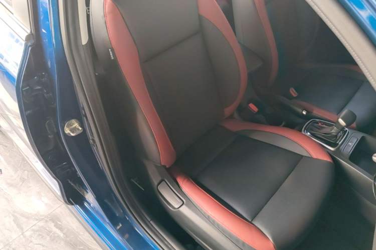 Used Kia KX Cross 2018 1.6L Automatic Dynamic Sunroof Version Right Front Seat