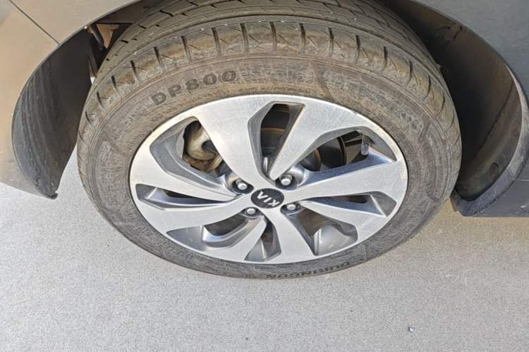 Used Kia KX Cross 2018 1.6L Automatic Dynamic Sunroof Version Right Rear Wheel Hub