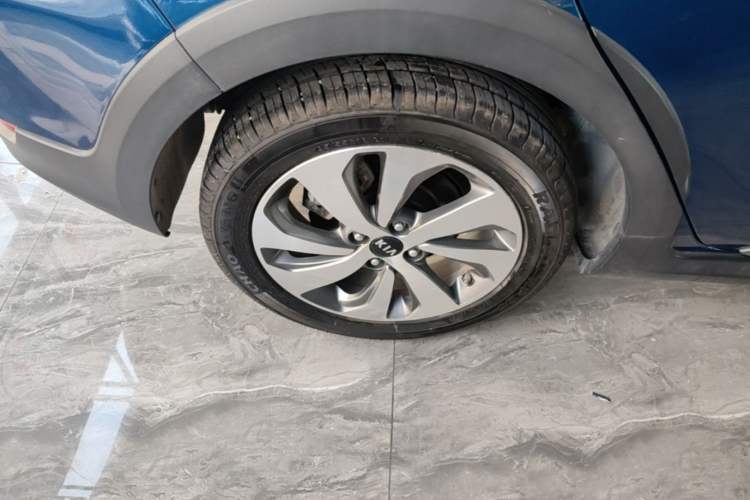 Used Kia KX Cross 2018 1.6L Automatic Dynamic Sunroof Version Right Rear Wheel Hub