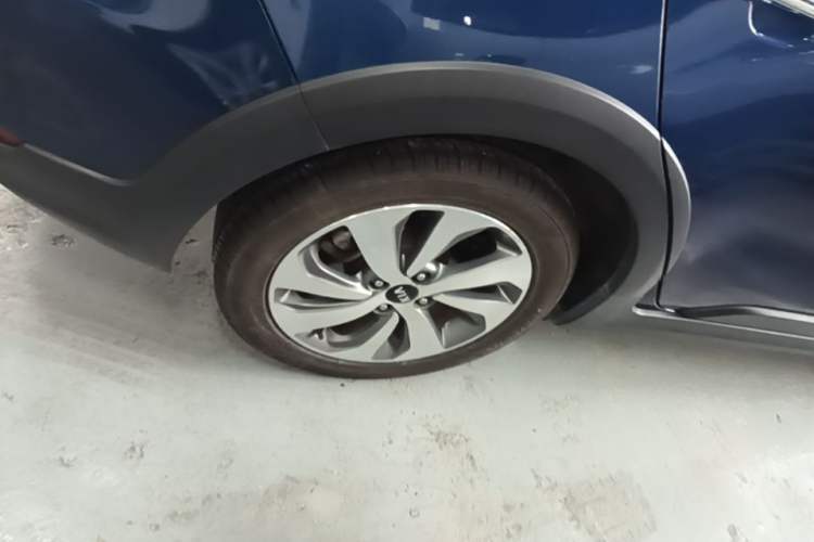 Used Kia KX Cross 2018 1.6L Automatic Dynamic Sunroof Version Right Rear Wheel Hub