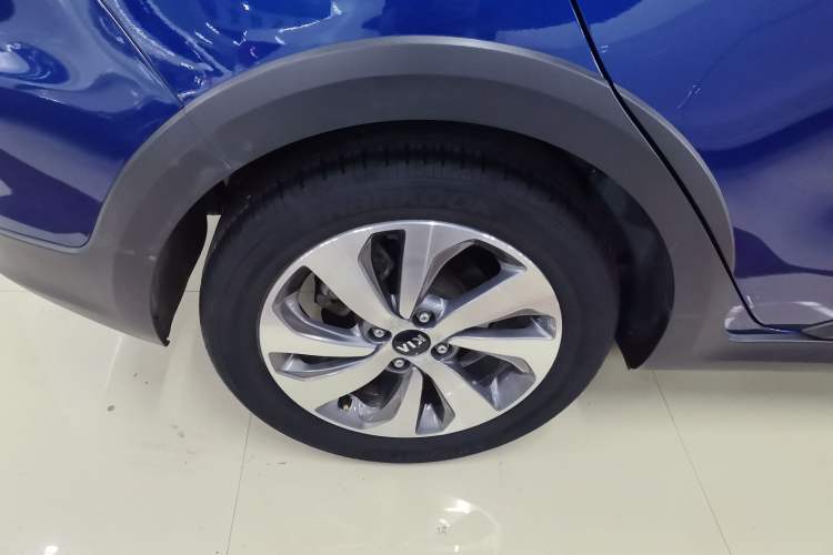 Used Kia KX Cross 2018 1.6L Automatic Dynamic Sunroof Version Right Rear Wheel Hub