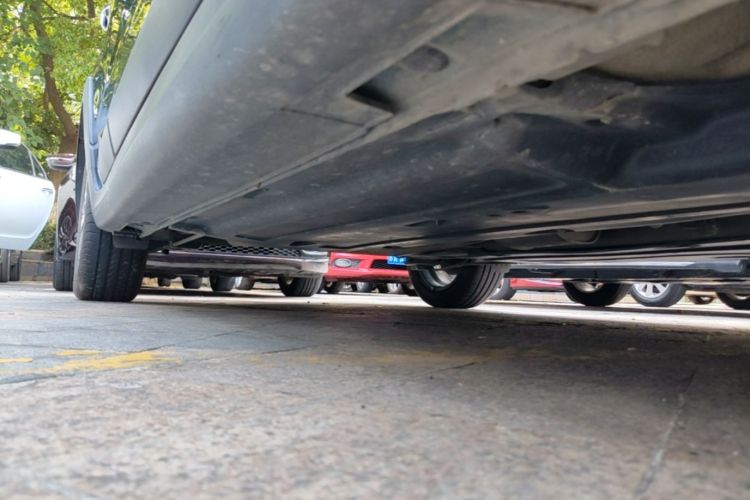 Used Kia KX Cross 2018 1.6L Automatic Dynamic Sunroof Version Right Side Sill