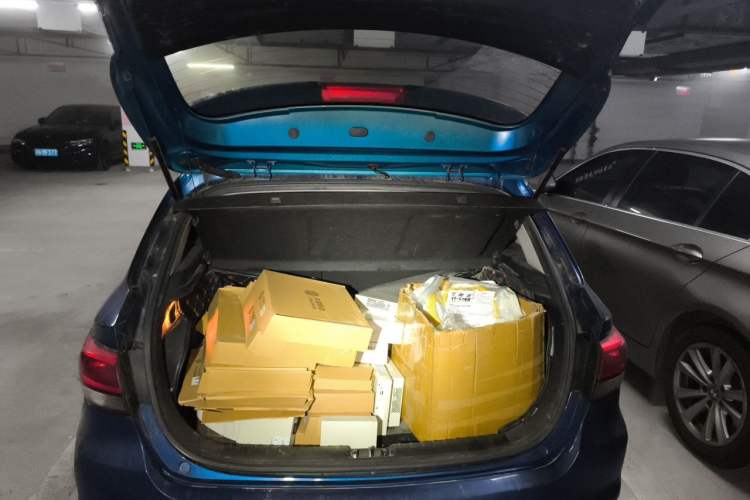 Used Kia KX Cross 2018 1.6L Automatic Dynamic Sunroof Version Trunk