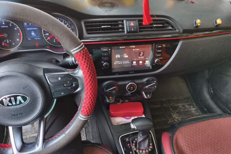 Used Kia KX Cross 2018 1.6L Automatic Dynamic Sunroof Version Audio And AC Panel