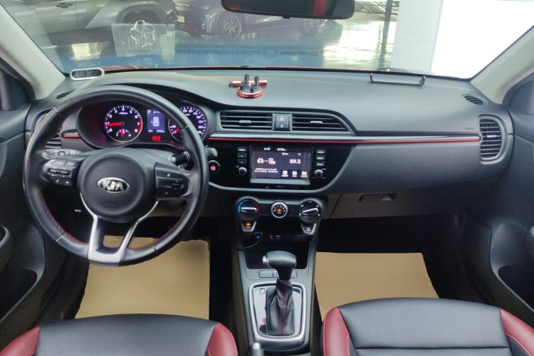 Used Kia KX Cross 2018 1.6L Automatic Dynamic Sunroof Version Center Console