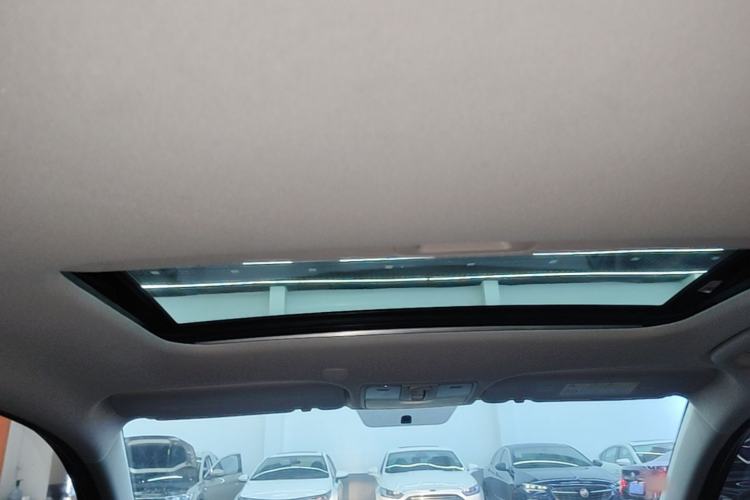 Used Kia KX Cross 2018 1.6L Automatic Dynamic Sunroof Version Headliner