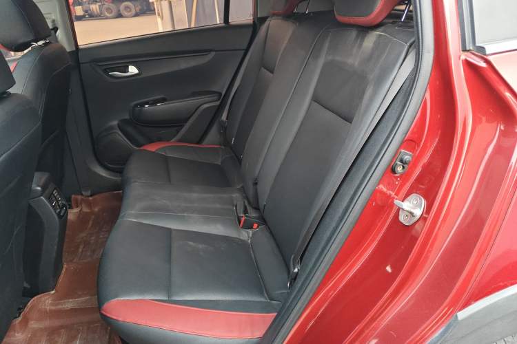 Used Kia KX Cross 2018 1.6L Automatic Dynamic Sunroof Version Interior 4