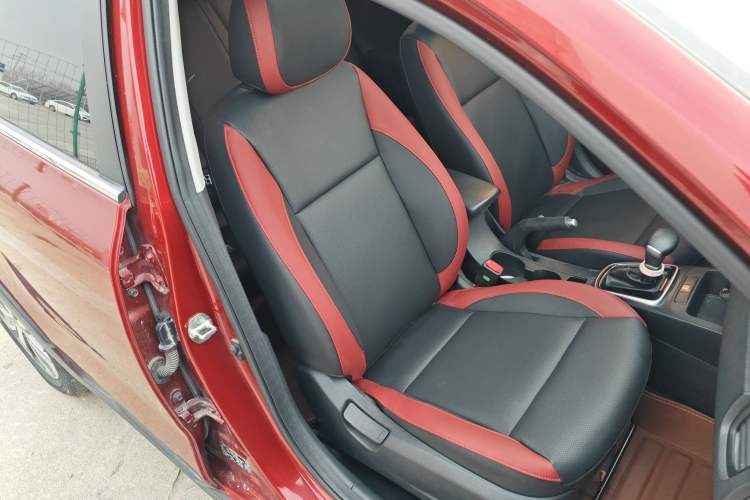 Used Kia KX Cross 2018 1.6L Automatic Dynamic Sunroof Version Right Front Seat