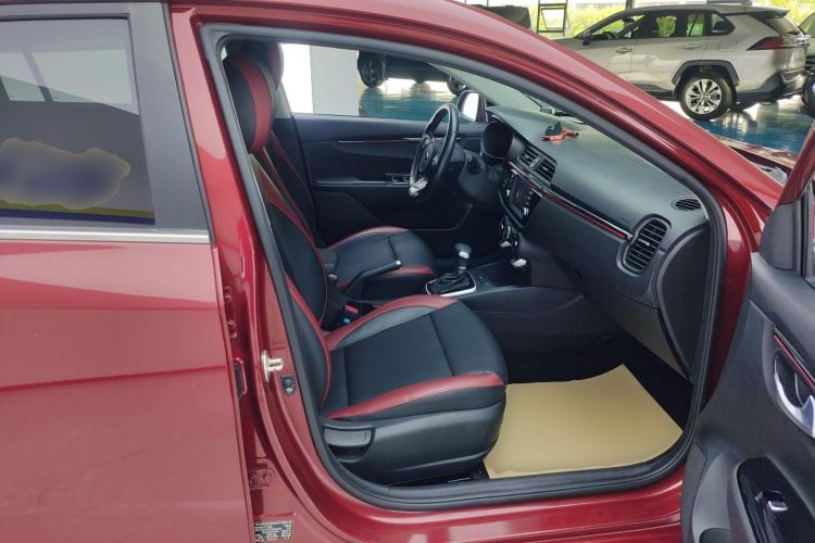 Used Kia KX Cross 2018 1.6L Automatic Dynamic Sunroof Version Right Front Seat