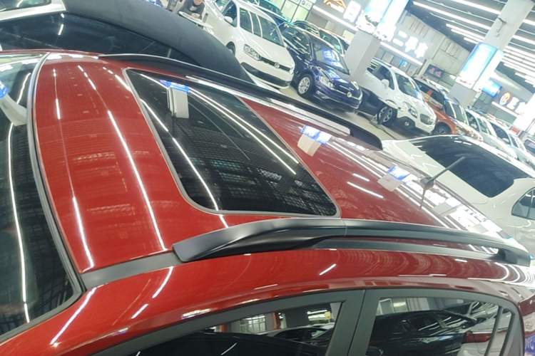 Used Kia KX Cross 2018 1.6L Automatic Dynamic Sunroof Version Roof