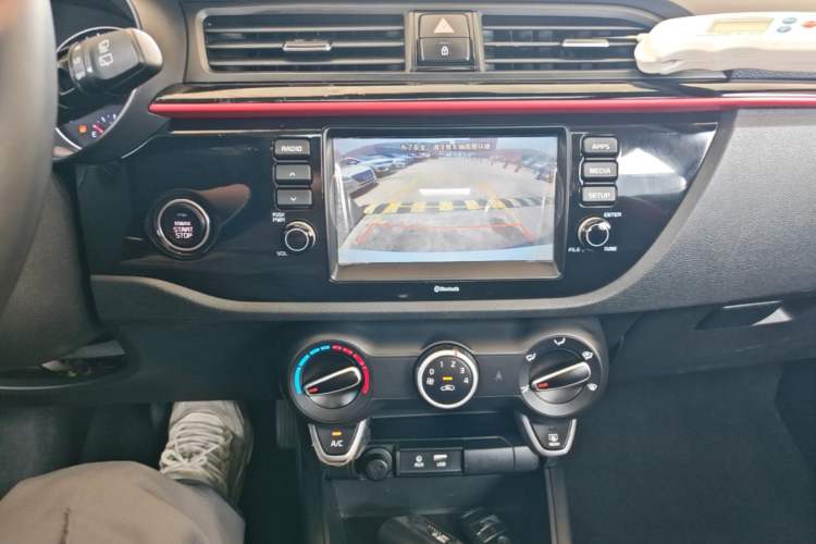 Used Kia KX Cross 2018 1.6L Automatic Dynamic Sunroof Version Audio And AC Panel