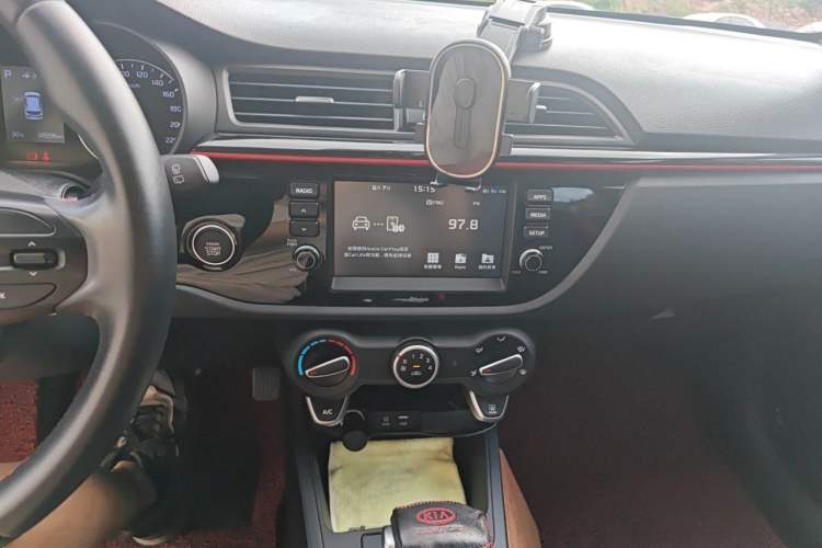Used Kia KX Cross 2018 1.6L Automatic Dynamic Sunroof Version Audio And AC Panel