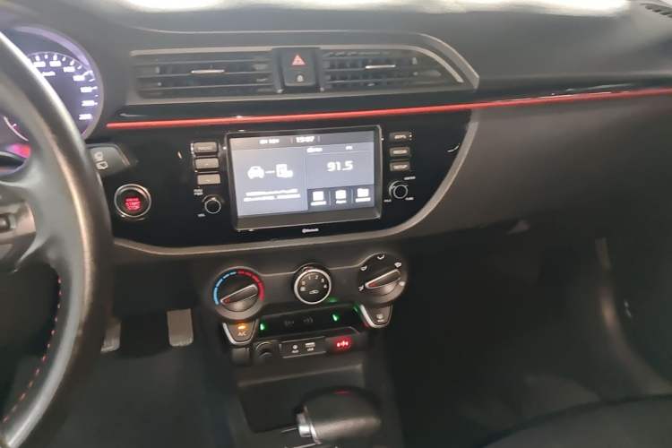 Used Kia KX Cross 2018 1.6L Automatic Dynamic Sunroof Version Audio And AC Panel