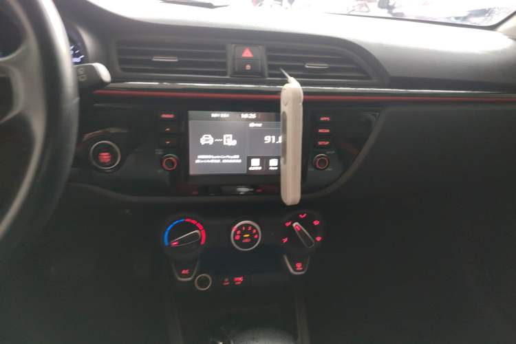 Used Kia KX Cross 2018 1.6L Automatic Dynamic Sunroof Version Audio And AC Panel
