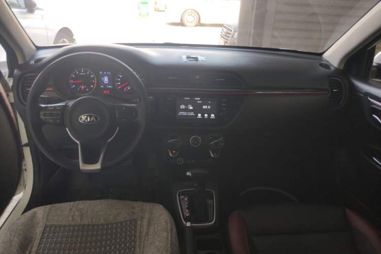 Used Kia KX Cross 2018 1.6L Automatic Dynamic Sunroof Version Center Console