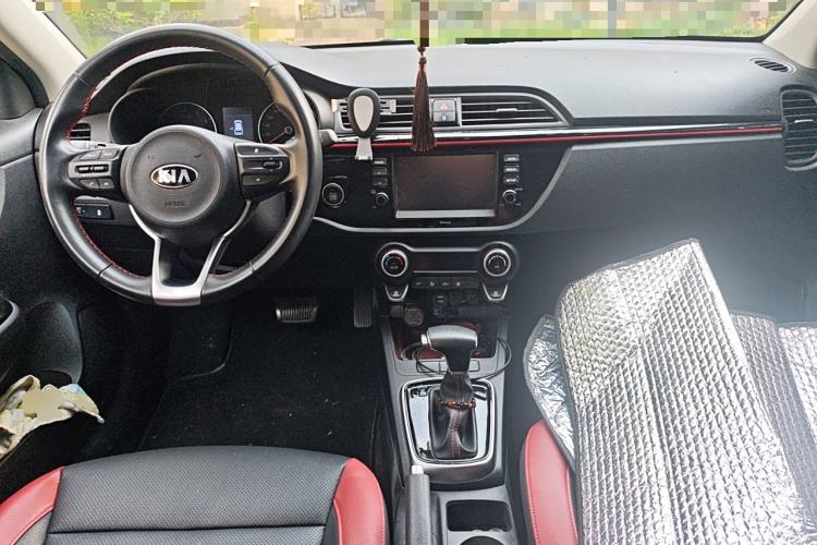 Used Kia KX Cross 2018 1.6L Automatic Dynamic Sunroof Version Center Console