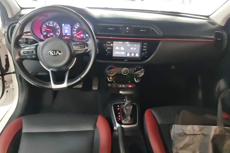 Used Kia KX Cross 2018 1.6L Automatic Dynamic Sunroof Version Center Console
