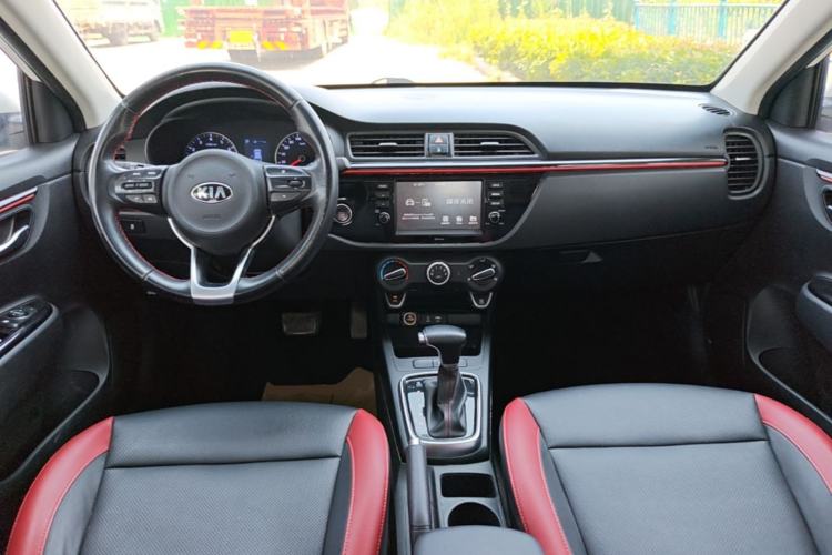 Used Kia KX Cross 2018 1.6L Automatic Dynamic Sunroof Version Center Console