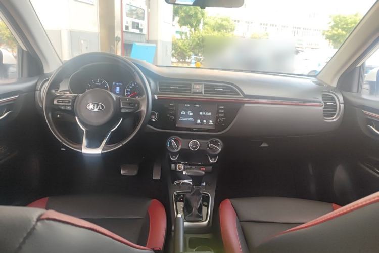 Used Kia KX Cross 2018 1.6L Automatic Dynamic Sunroof Version Center Console