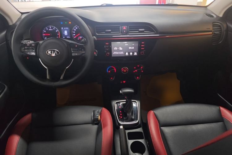Used Kia KX Cross 2018 1.6L Automatic Dynamic Sunroof Version Center Console