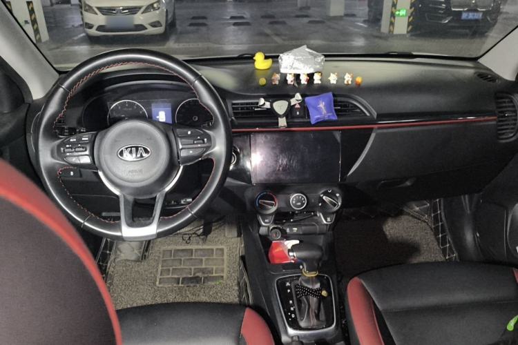 Used Kia KX Cross 2018 1.6L Automatic Dynamic Sunroof Version Center Console