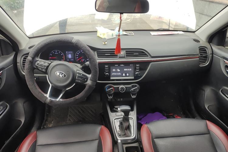 Used Kia KX Cross 2018 1.6L Automatic Dynamic Sunroof Version Center Console