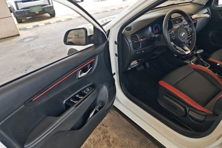 Used Kia KX Cross 2018 1.6L Automatic Dynamic Sunroof Version Driver Seat