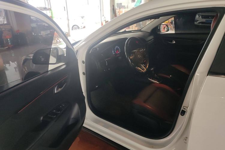 Used Kia KX Cross 2018 1.6L Automatic Dynamic Sunroof Version Driver Seat