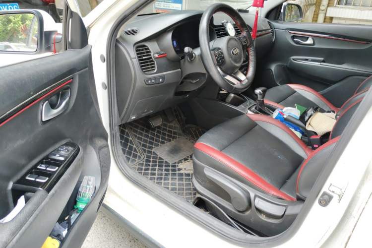 Used Kia KX Cross 2018 1.6L Automatic Dynamic Sunroof Version Driver Seat