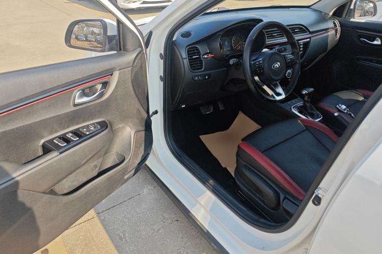 Used Kia KX Cross 2018 1.6L Automatic Dynamic Sunroof Version Driver Seat