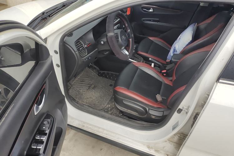 Used Kia KX Cross 2018 1.6L Automatic Dynamic Sunroof Version Driver Seat