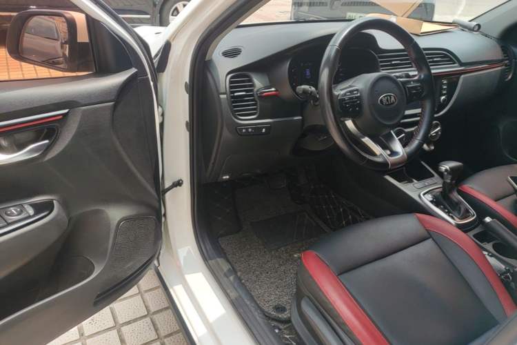 Used Kia KX Cross 2018 1.6L Automatic Dynamic Sunroof Version Driver Seat