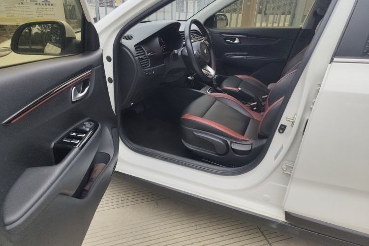 Used Kia KX Cross 2018 1.6L Automatic Dynamic Sunroof Version Driver Seat