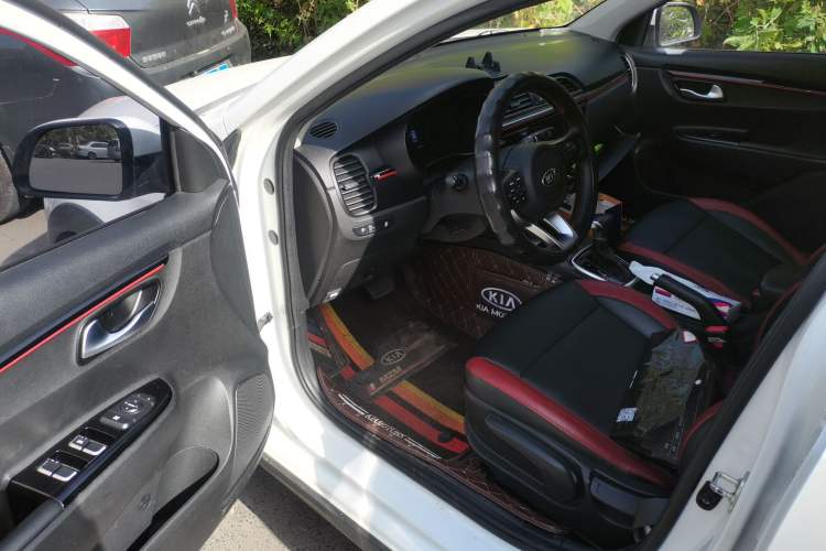 Used Kia KX Cross 2018 1.6L Automatic Dynamic Sunroof Version Driver Seat