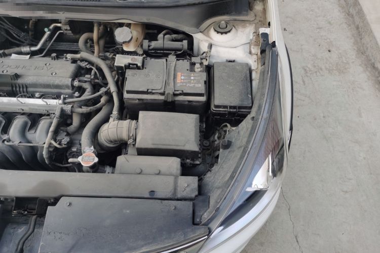 Used Kia KX Cross 2018 1.6L Automatic Dynamic Sunroof Version Engine Bay Left