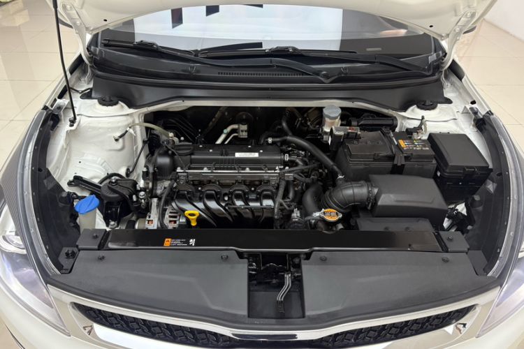 Used Kia KX Cross 2018 1.6L Automatic Dynamic Sunroof Version Engine Bay
