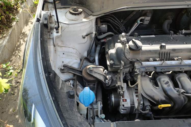 Used Kia KX Cross 2018 1.6L Automatic Dynamic Sunroof Version Engine Bay Right