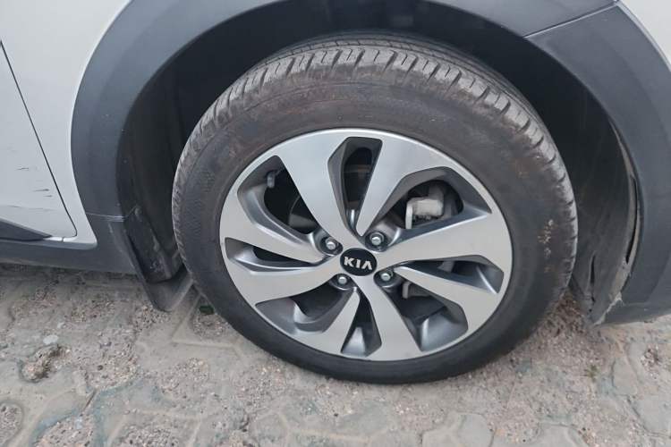 Used Kia KX Cross 2018 1.6L Automatic Dynamic Sunroof Version Exterior 1