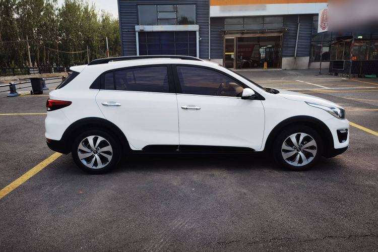 Used Kia KX Cross 2018 1.6L Automatic Dynamic Sunroof Version Exterior 2